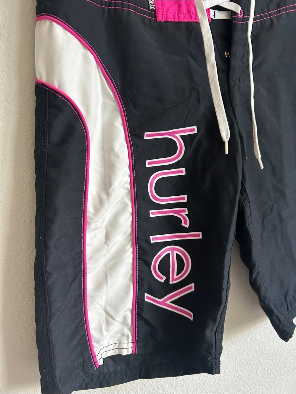 Y2K Hurley Fall 2008 Black with Pink Trim Swim Shorts